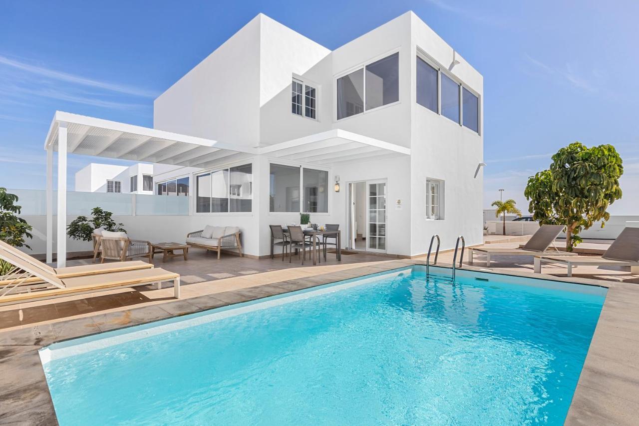 Villa Atlantica - Heated Pool In Playa Blanca Экстерьер фото