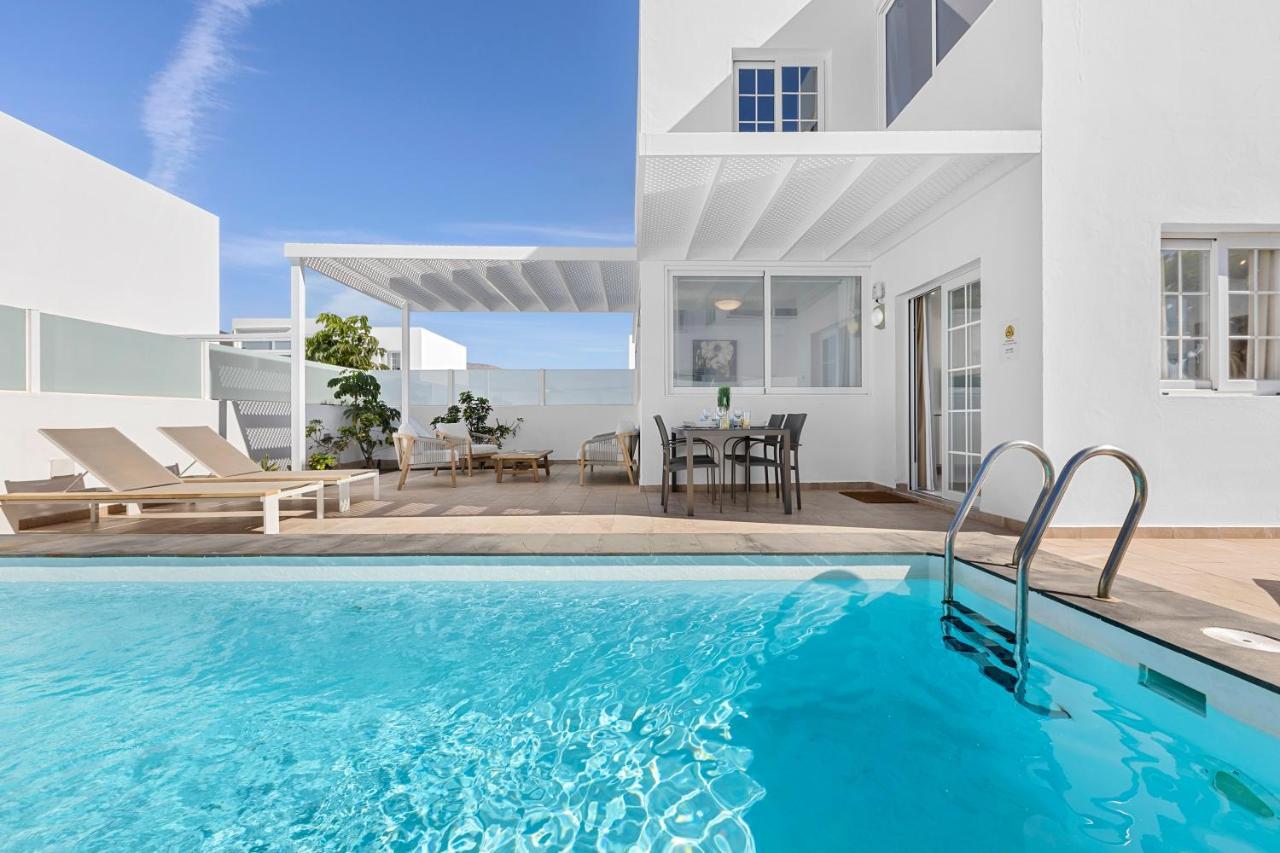Villa Atlantica - Heated Pool In Playa Blanca Экстерьер фото