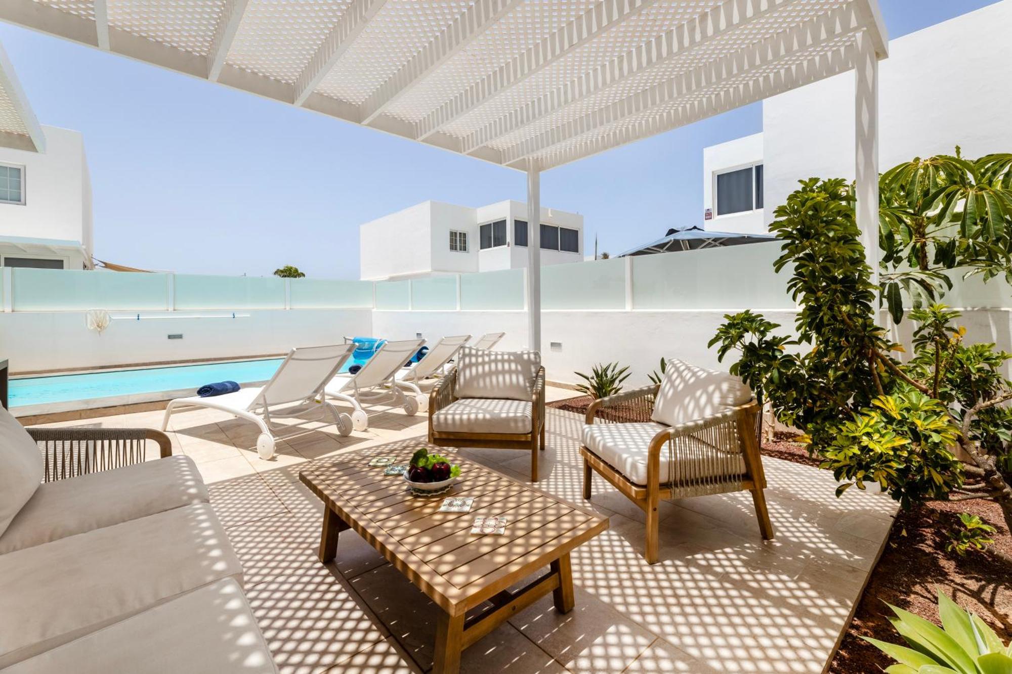 Villa Atlantica - Heated Pool In Playa Blanca Экстерьер фото