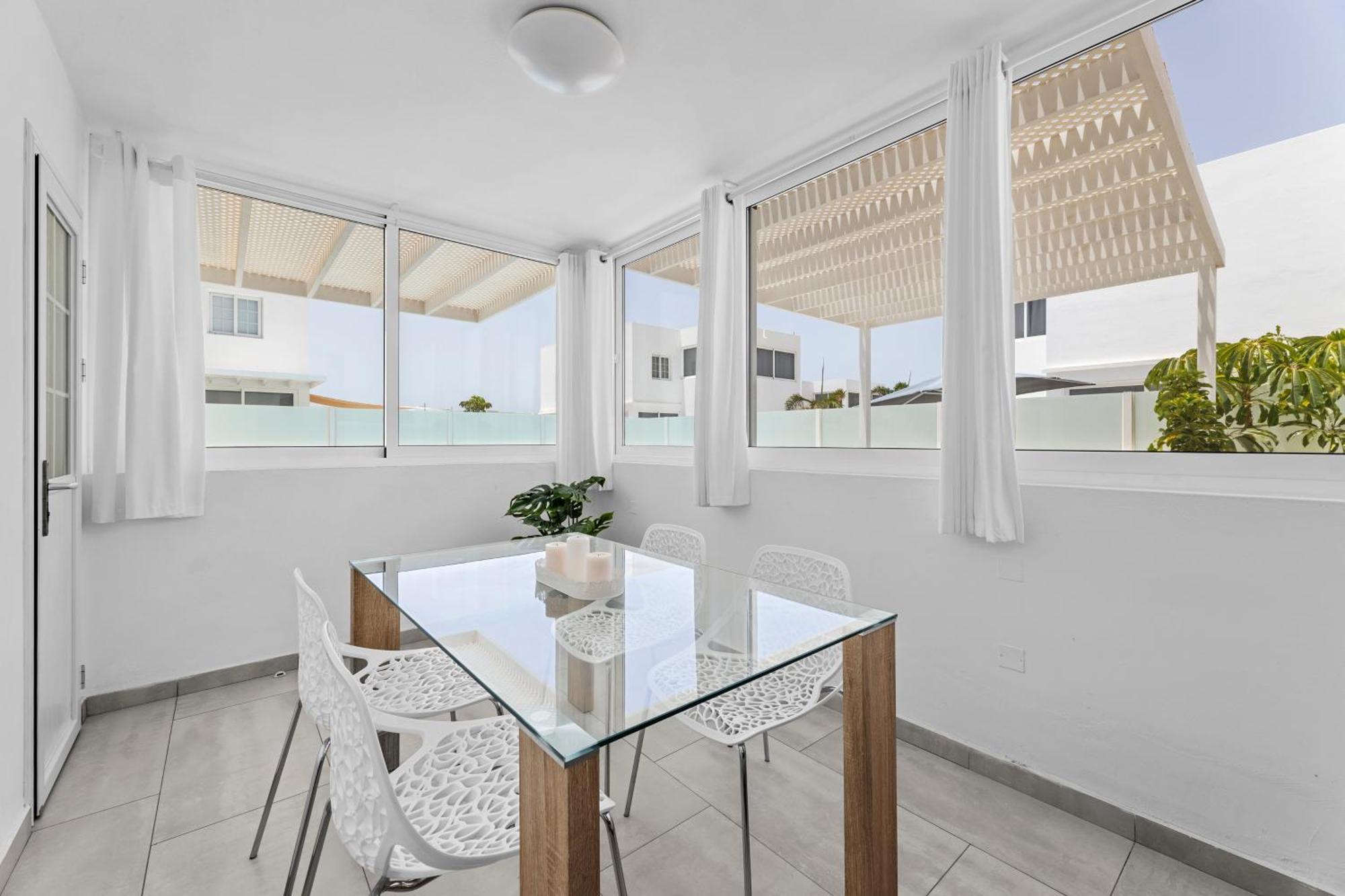 Villa Atlantica - Heated Pool In Playa Blanca Экстерьер фото