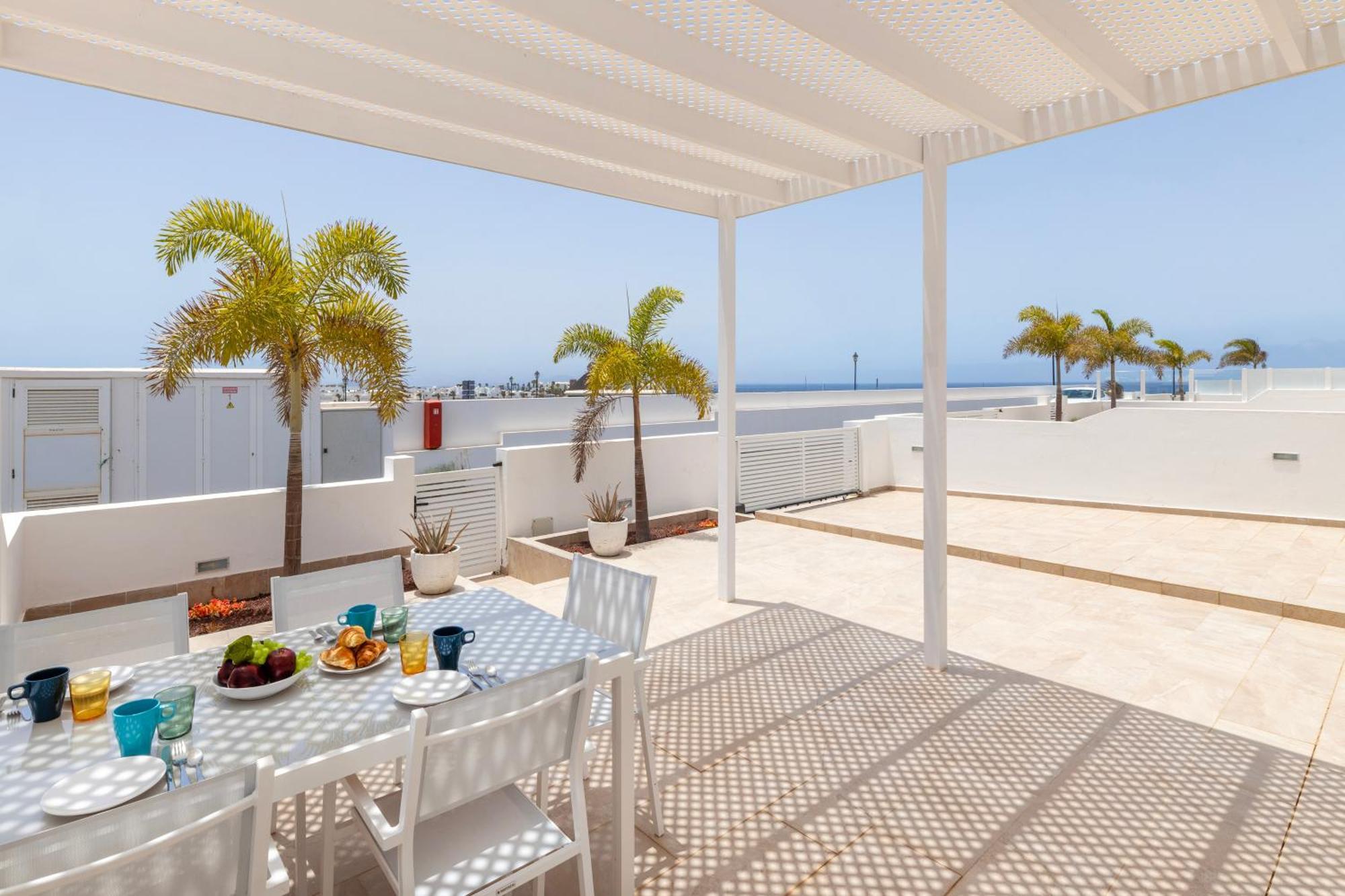 Villa Atlantica - Heated Pool In Playa Blanca Экстерьер фото
